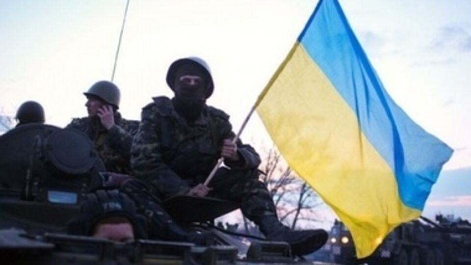 Добровольцы не поддержали решение Порошенко о прекращении огня.