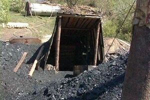 Люди оказались заблокированными в копанке вследствие внезапного поднятия подземных вод