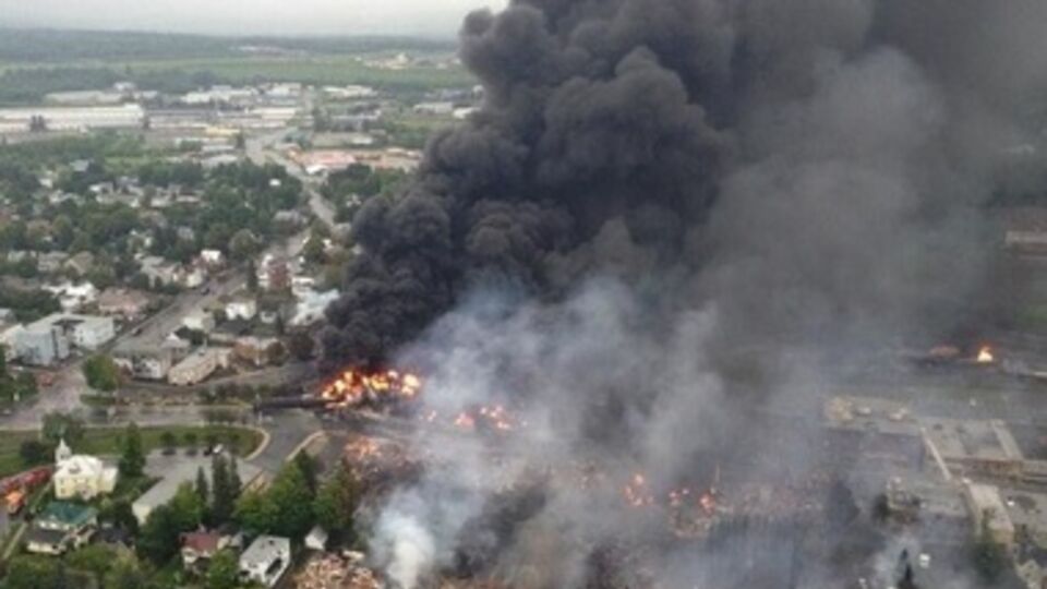 Жители города поблагодарили боевиков за то, что вынуждены засыпать и просыпаться в страхе под грохот минометов