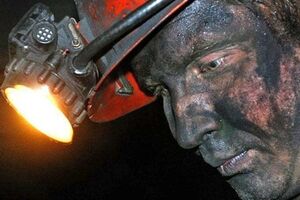 Люди оказались заблокированными вследствие внезапного поднятия подземных вод