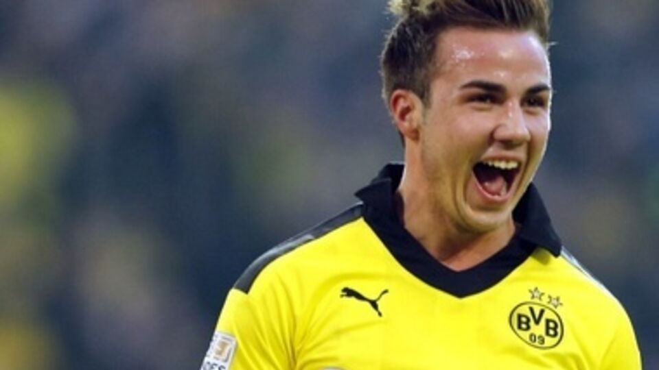 Немецкий полузащитник Марио Гетце открыл счет