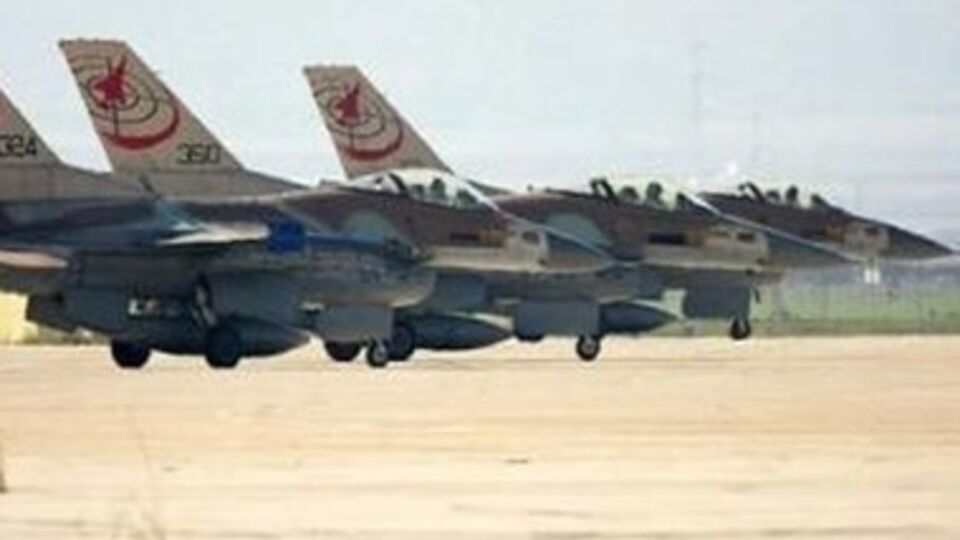 Израильская авиация атаковала позиции террористов