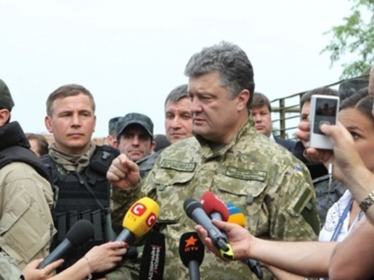 Порошенко обратился к украинцам