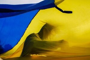 Автомайдан провел акцию в память о погибшем начальнике ГАИ Мариуполя