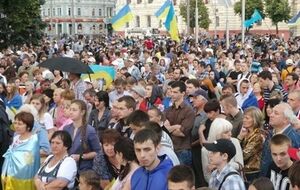 На Вече в Харькове собралось много молодежи