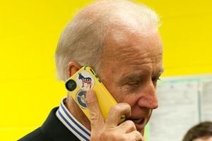 Джо Байден – Петру Порошенко: Весь мир вас поддерживает