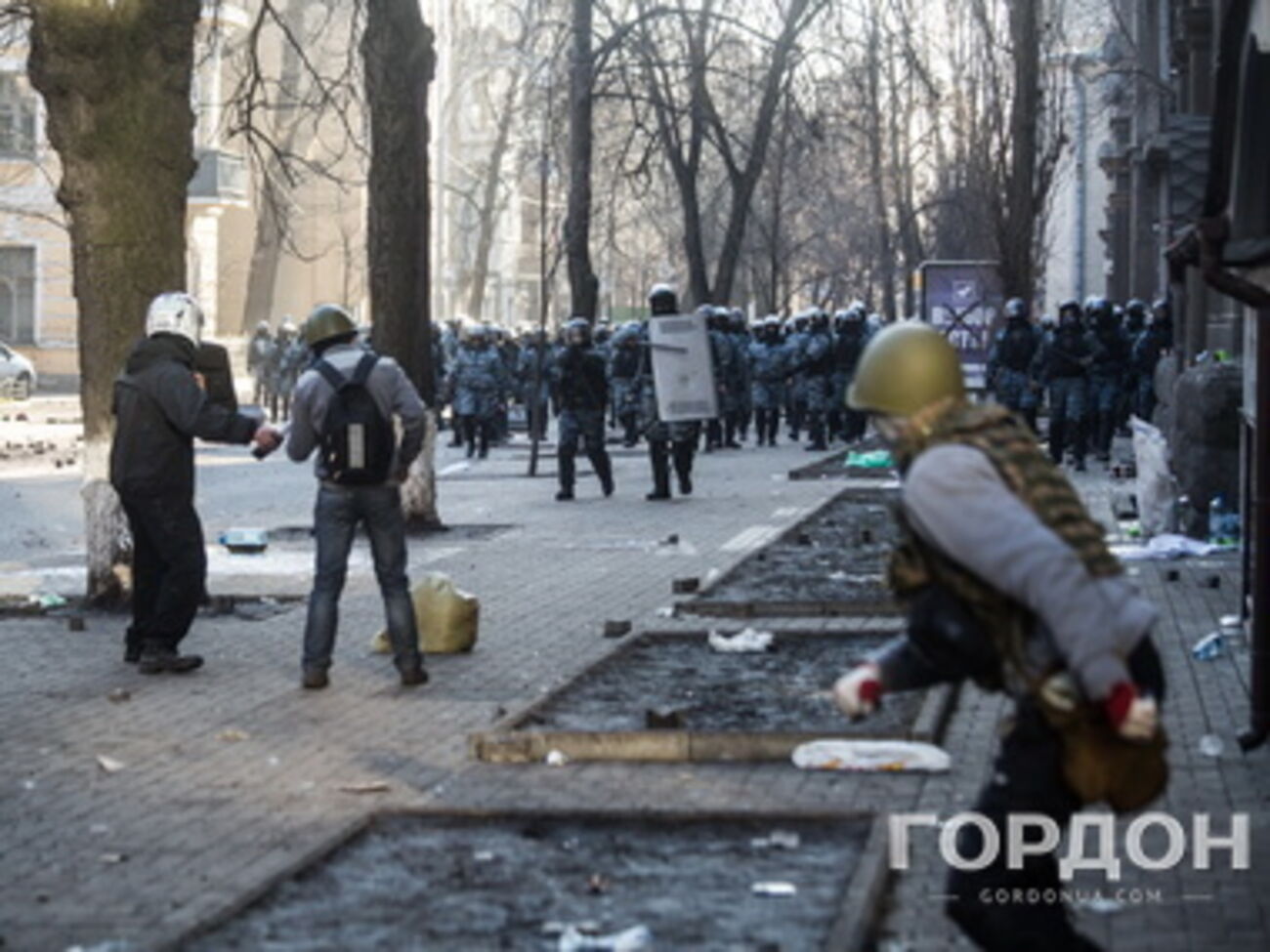 Во время протестов в Киеве в феврале погибли более ста человек