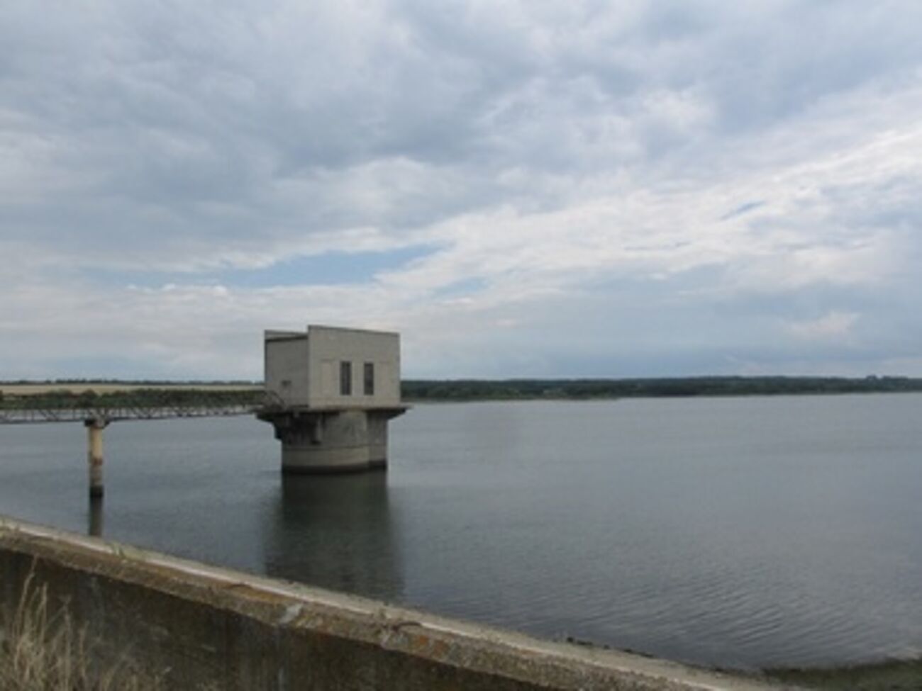 Донецк снабжают водой из резервных водохранилищ