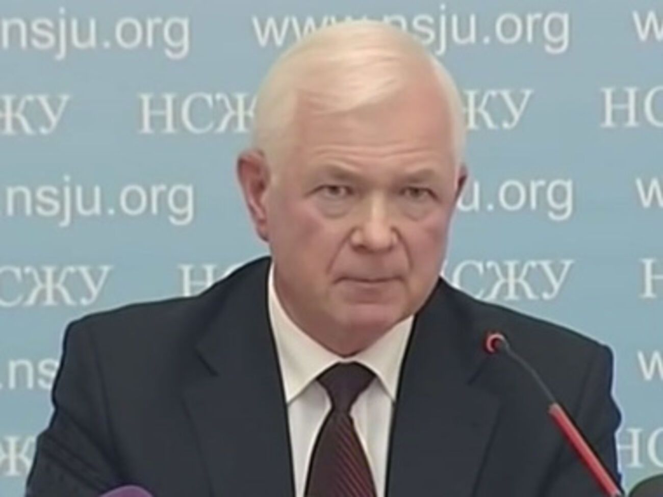 Нет широкого диалога с представителями элит и политиков Донбасса, считает Маломуж