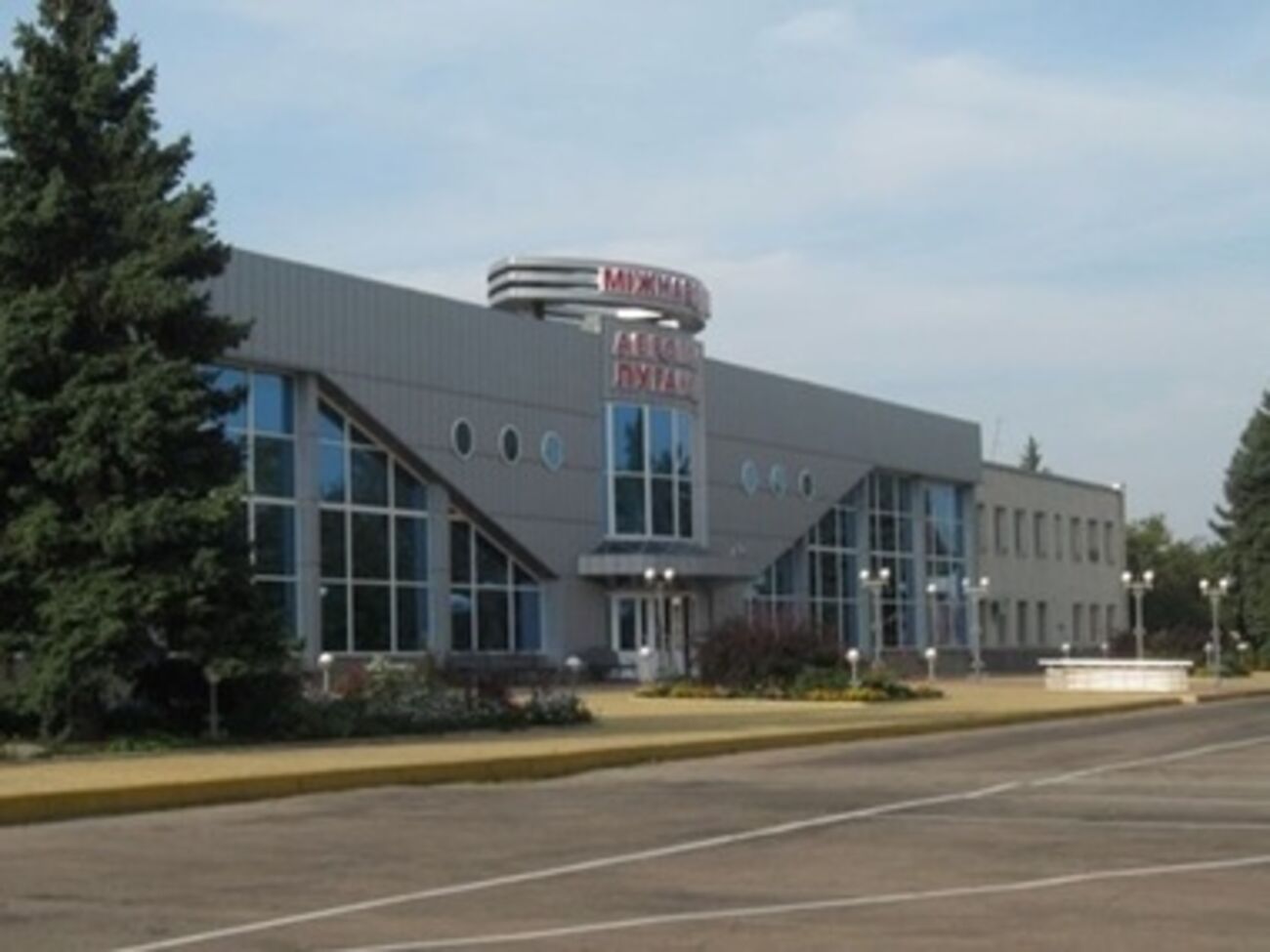 По данным СНБО, боевики намерены штурмовать аэропорт с двух сторон