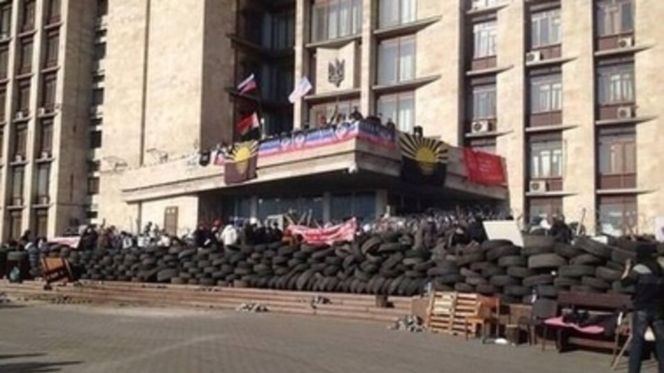 В Донецке проходят переговоры по мирному урегулированию