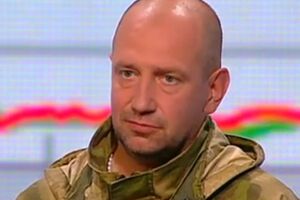Командир батальона "Айдар": Захваченные в плен боевики рассказывают, что "мы знаем каждый вылет вашего самолета"