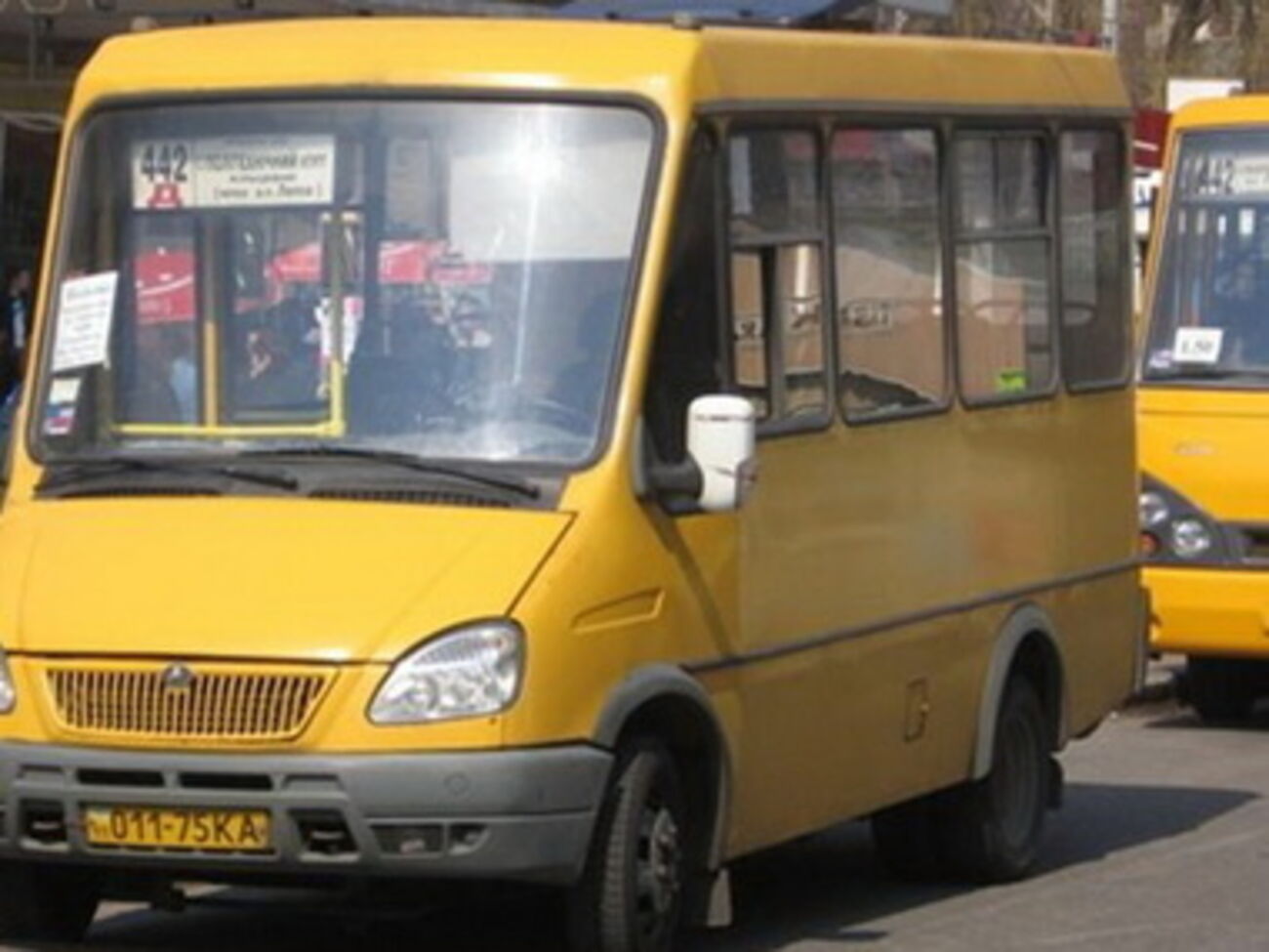 Крымские автоперевозчики просят освободить их от уплаты нескольких видов налогов