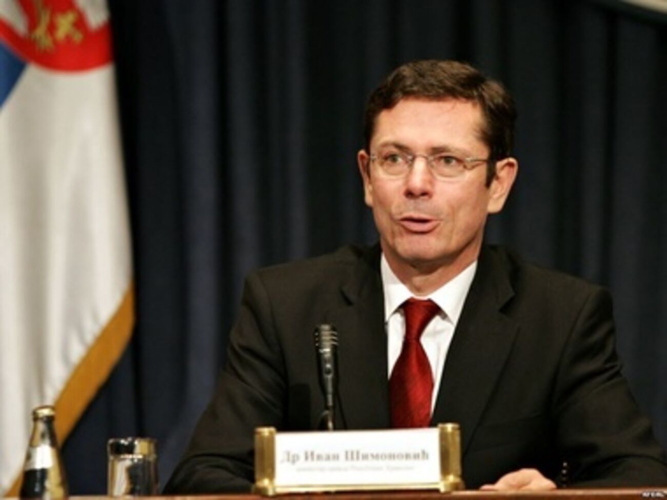 Шимонович призвал Украину активнее расследовать трагедию в Одессе.