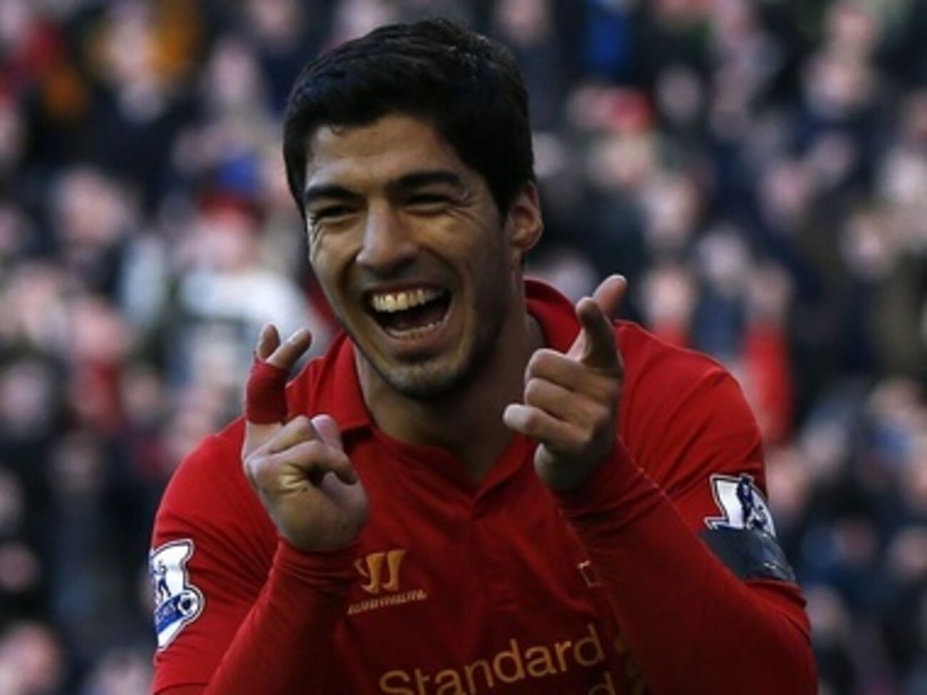 ФИФА расследует поведение нападающего сборной Уругвая Луиса Суареса