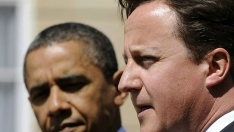 Обама и Кэмерон подчеркнули, что "только предстоит увидеть действия РФ по остановке поставок оружия через границу Украины"