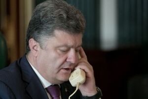 Порошенко поговорит по телефону с Меркель, Олландом и Путиным