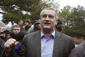 Аксенов рассказал о выдаче российских паспортов крымчанам