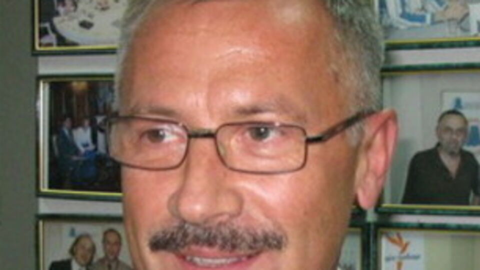 Порошенко за один государственный язык и широкие права местных общин