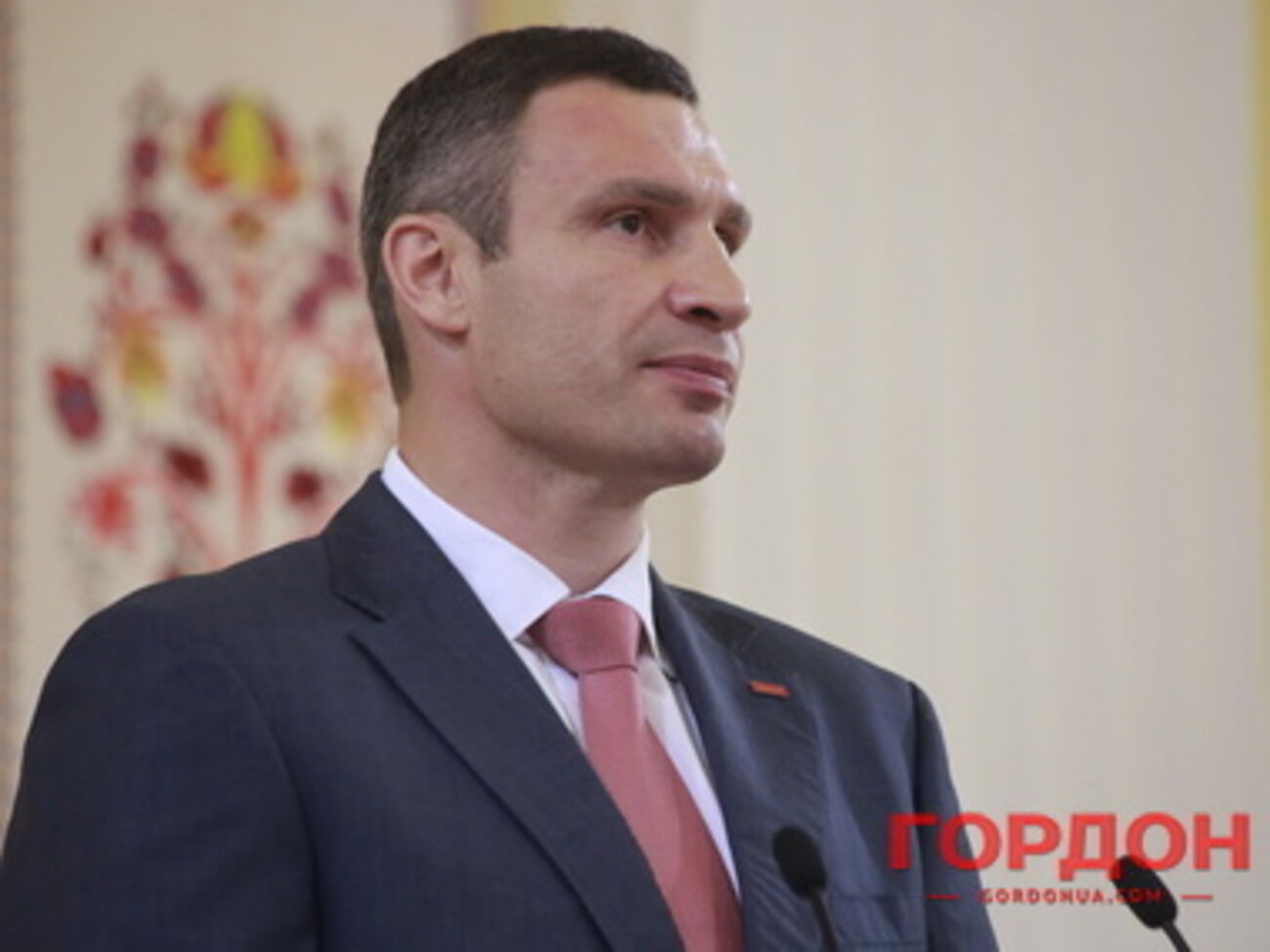 Должности главы КГГА и мэра разделил Янукович