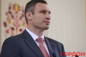 Должности главы КГГА и мэра разделил Янукович