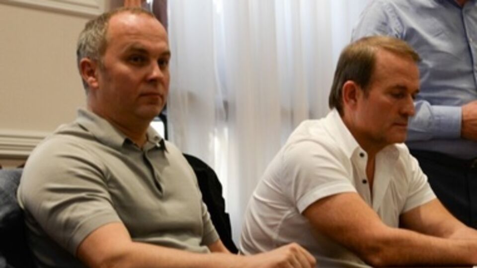 Власти не могли найти людей, которым бы доверяли представители "ДНР" и "ЛНР", заявил Шуфрич