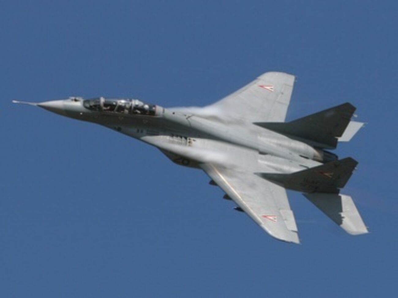 Российскую авиацию подтягивают к украинской границе, отметили в СНБО