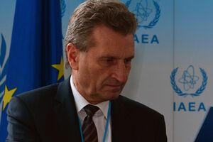 Эттингер надеется на продолжение консультаций между Украиной, Россией и ЕС