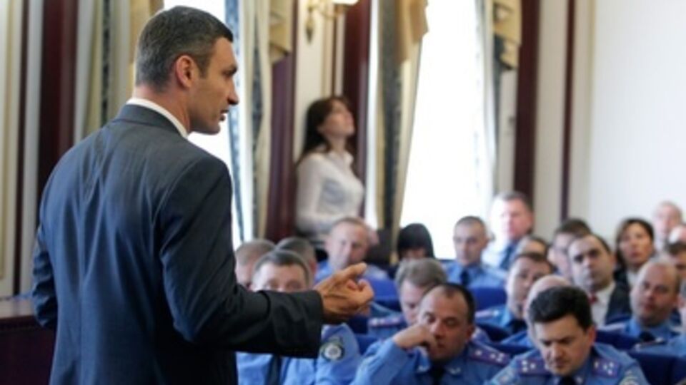 Кличко: Милиция должна зависеть от общины города