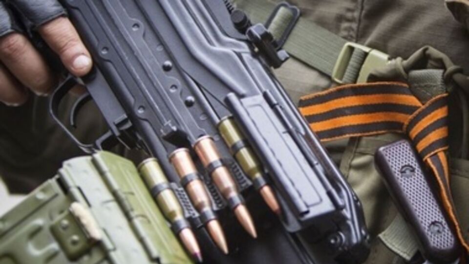 Территорию военного городка обстреливают третий раз за последние пять часов