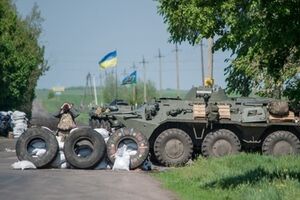 Бойцы были вынуждены отступить к другому блокпосту и занять оборону