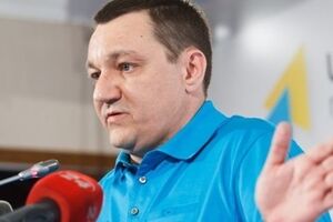 Силовики уничтожили один танк террористов, еще один захватили, заявил Тымчук