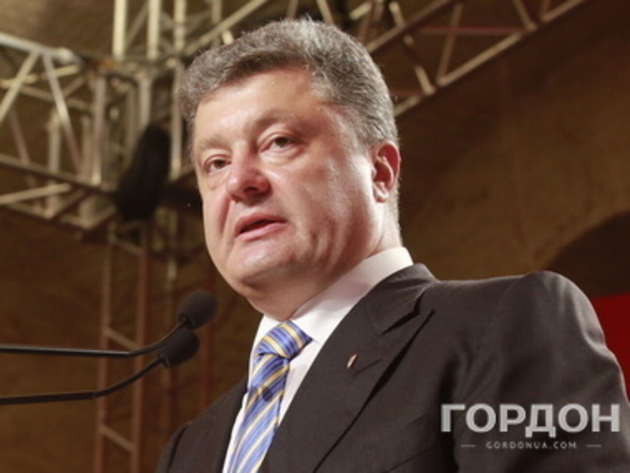 Порошенко обсудил с Ренци визовые вопросы