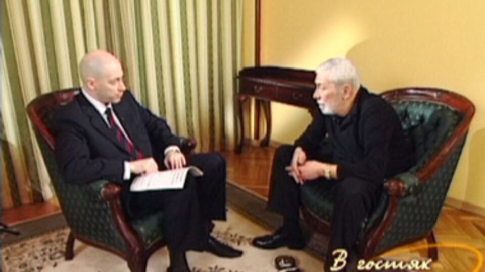 Вахтанг Кикабидзе: Хорошо помню, как моя мама, которая должна была Сталина ненавидеть, плакала, когда он умер