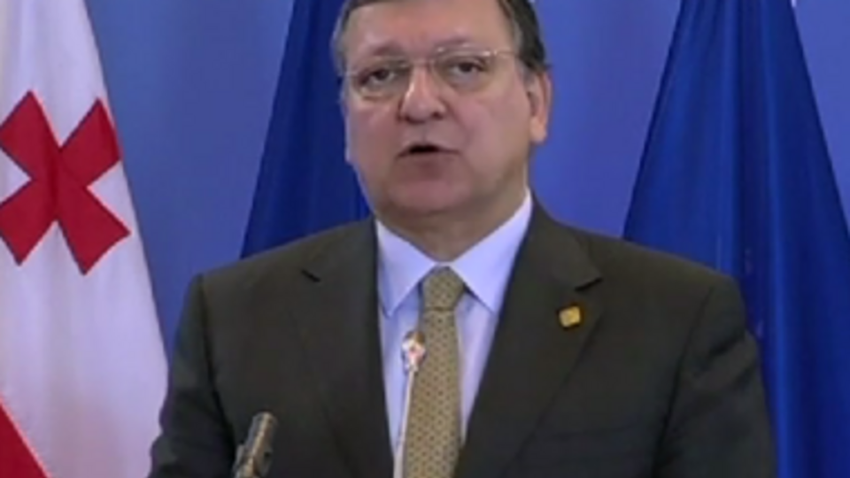 Задание ассоциации --- лишь помочь странам партнерам ЕС проводить свои внутренние реформы, заявил Баррозу