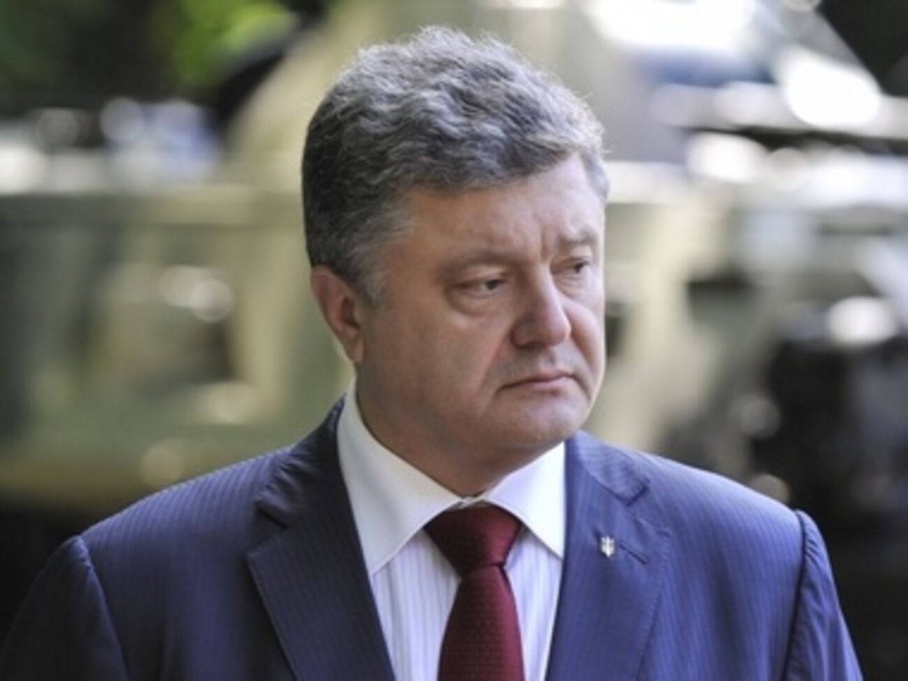 Во время поездки в Брюссель президент Петр Порошенко пообещал продлить перемирие