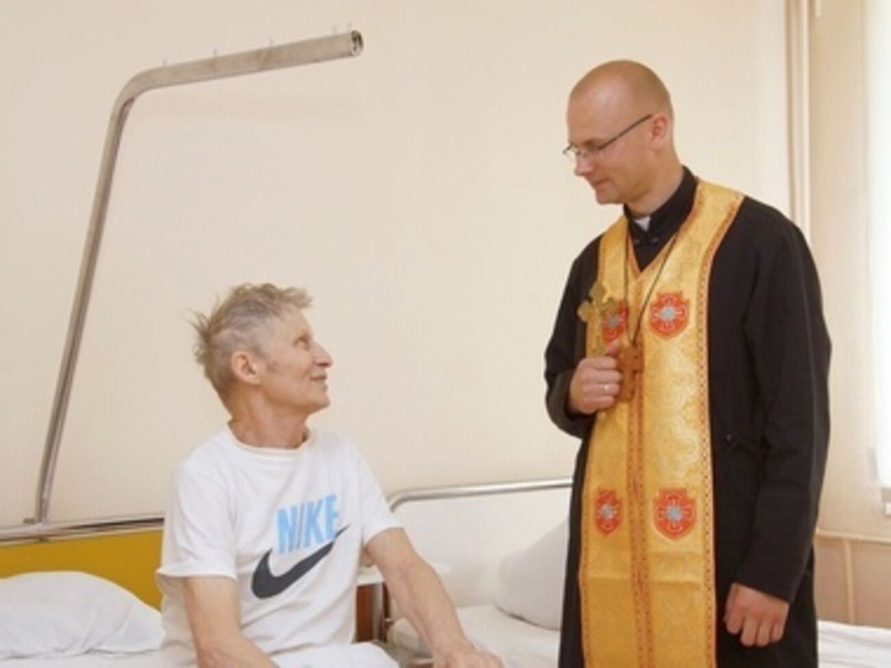 Священник Юрий Атаманюк: Многим из раненых необходимо поделиться своими проблемами