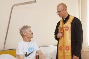 Священник Юрий Атаманюк: Многим из раненых необходимо поделиться своими проблемами