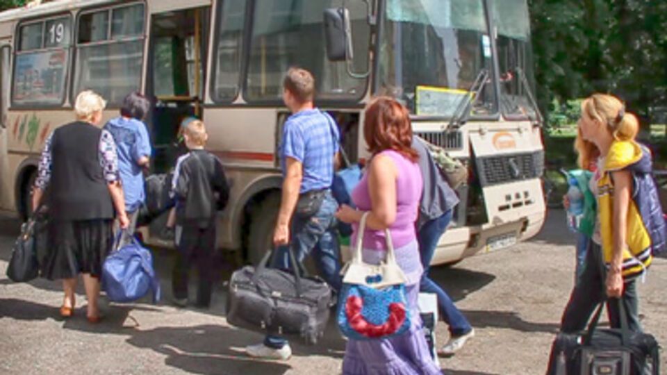 В регион перебрались 472 человека из оккупированного Крыма и 204 --- с Донбасса