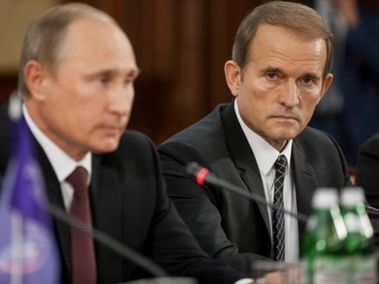 Путин пытается вернуть Медведчука в украинскую политику, добившись его назначения губернатором Донецкой области