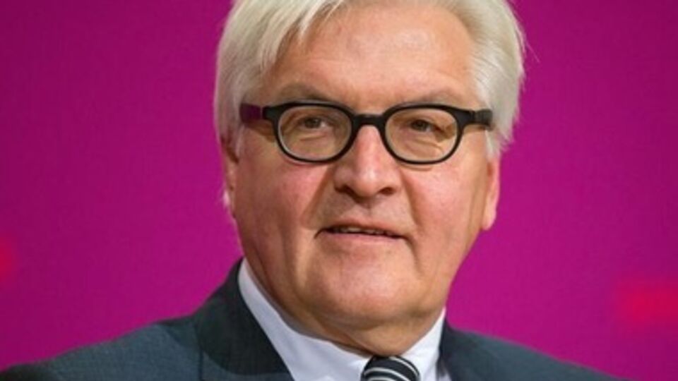 Штайнмайер считает, что нынешнее перемирие – "только начало пути"