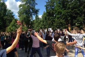 Зарядка в столице Украины состояла из трех блоков с нарастающей нагрузкой