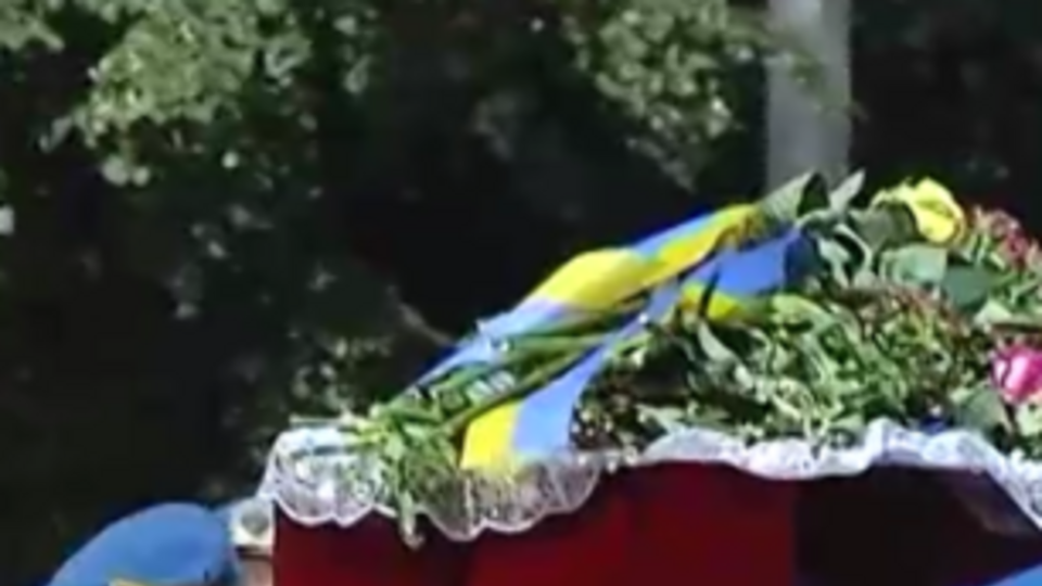 Количество погибших украинских военнослужащих на Донбассе растет с каждым днем