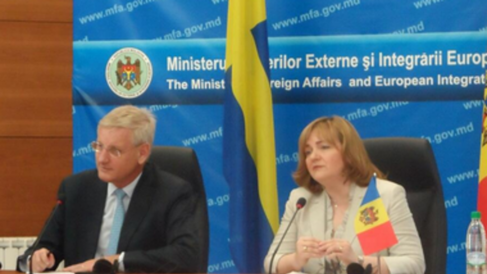 Карл Бильдт с министром иностранных дел Молдовы