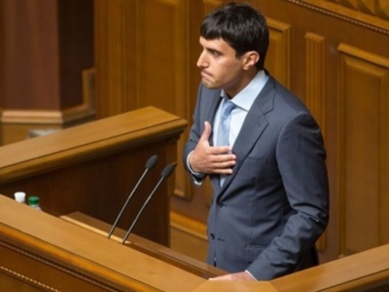 Левченко рассказал о выходе депутатов из партии