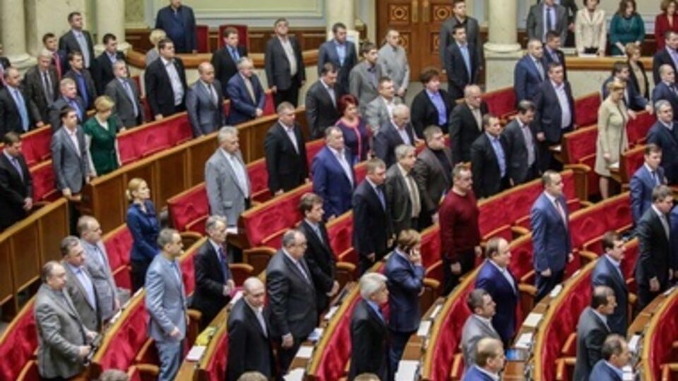 Порошенко сложил полномочия народного депутата