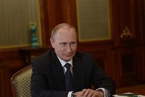Закон, подписанный Владимиром Путиным сегодня, был принят Госдумой 10 дней назад