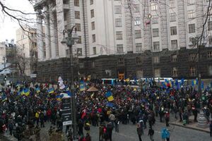 Из-за акций протеста у Кабмина улица Грушевского заблокирована