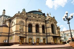 В настоящее время, число российских деятелей искусства, выразивших солидарность с Путиным составляет 511 человек