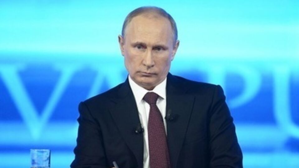 Путин считает, что Порошенко может начать диалог с югом и востоком Украины